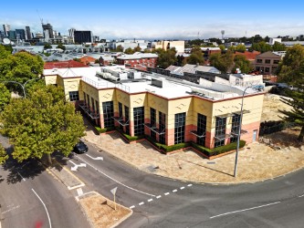 East Perth building next to busy roundabout with ‘The Impossible  Triangle’ sculpture up for sale